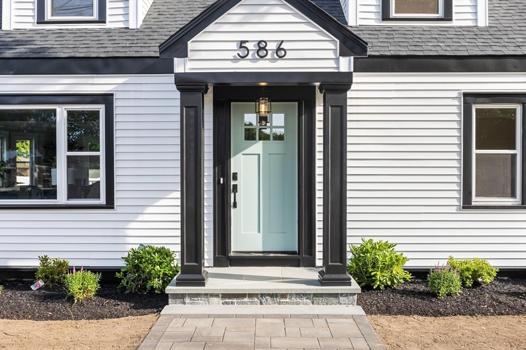 Property Photo:  586 Lowell St  MA 01960 
