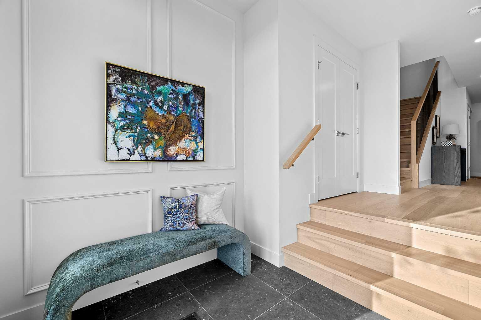 Property Photo: 24 Greenwich Heath NW AB T3B 6P4