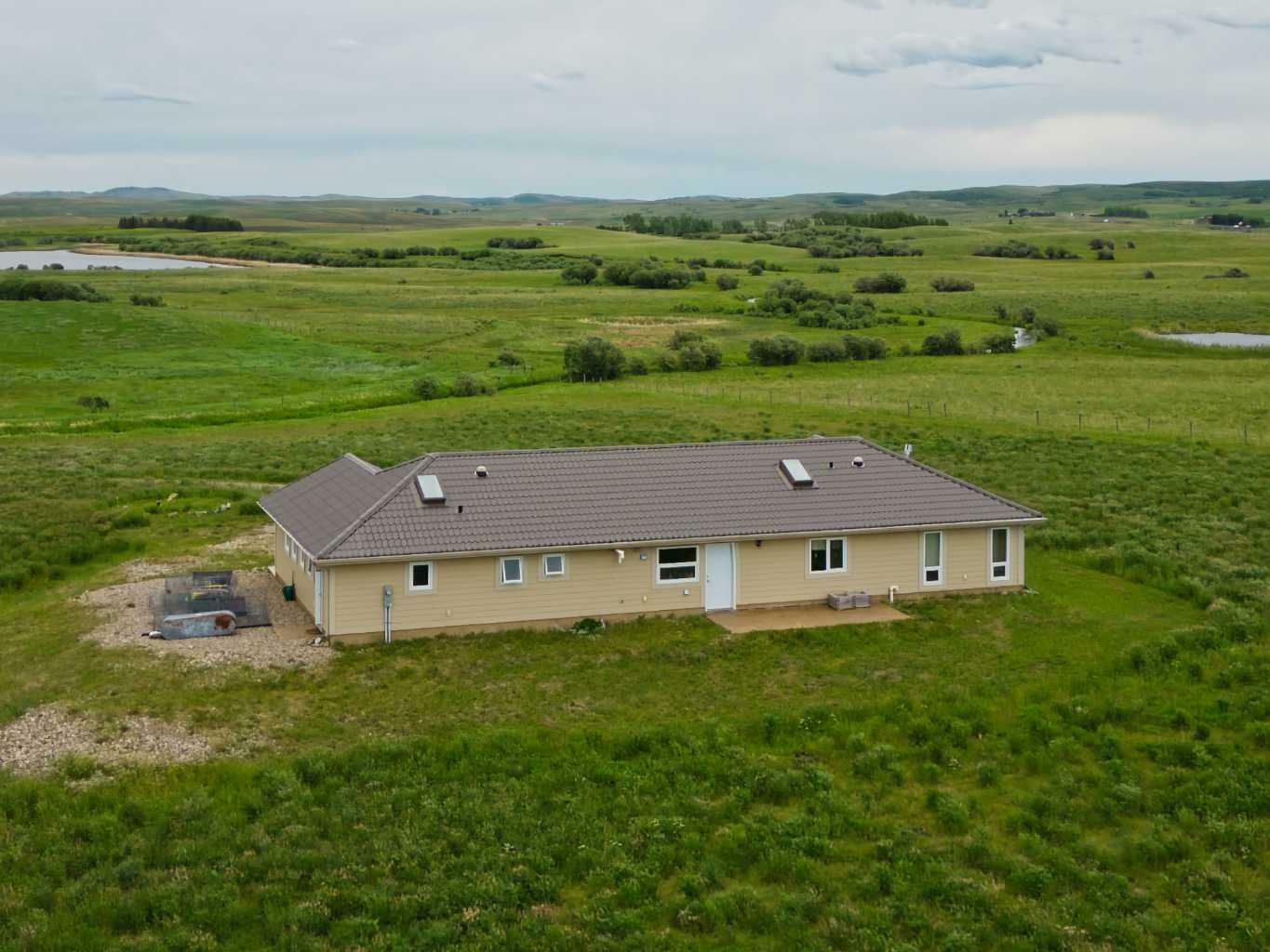 Photo de la propriété: 22047 Range Rd 281 AB T0K 1N0