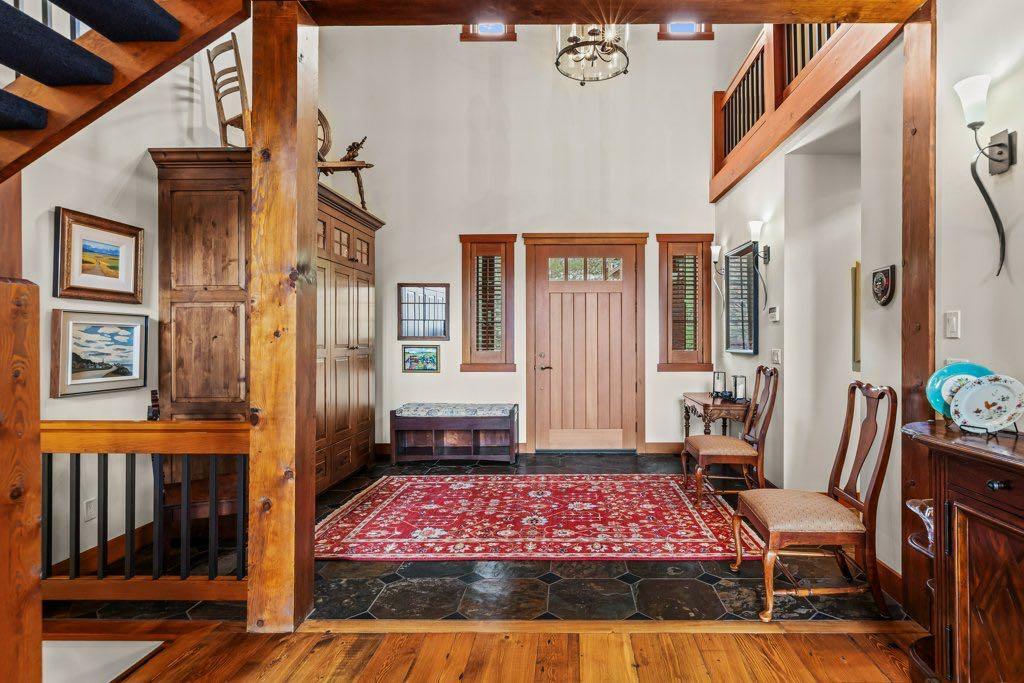 Property Photo: 517 Silvertip Pointe AB T1W 3J1