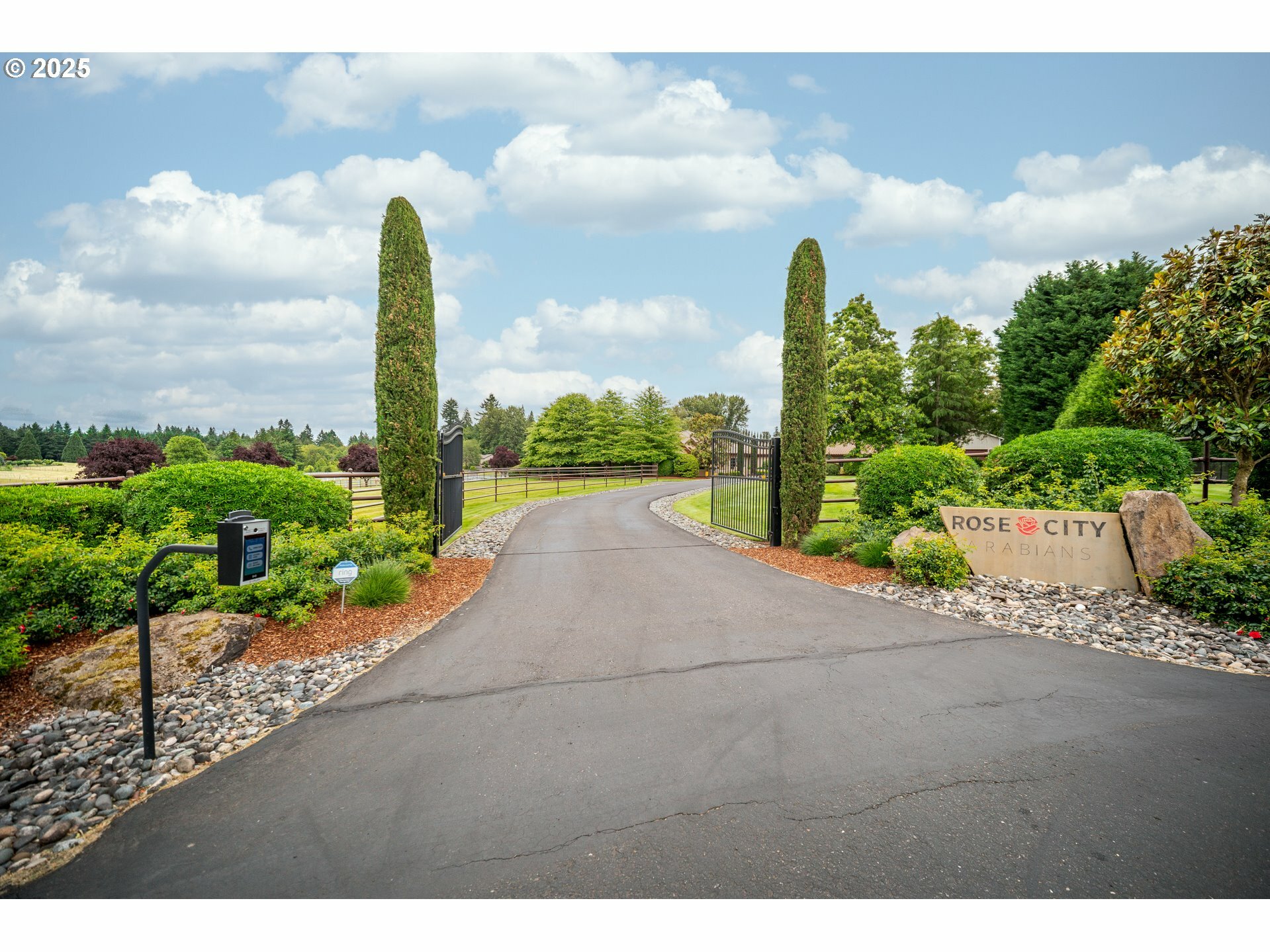Property Photo: 19609 NE 35th Ct WA 98642