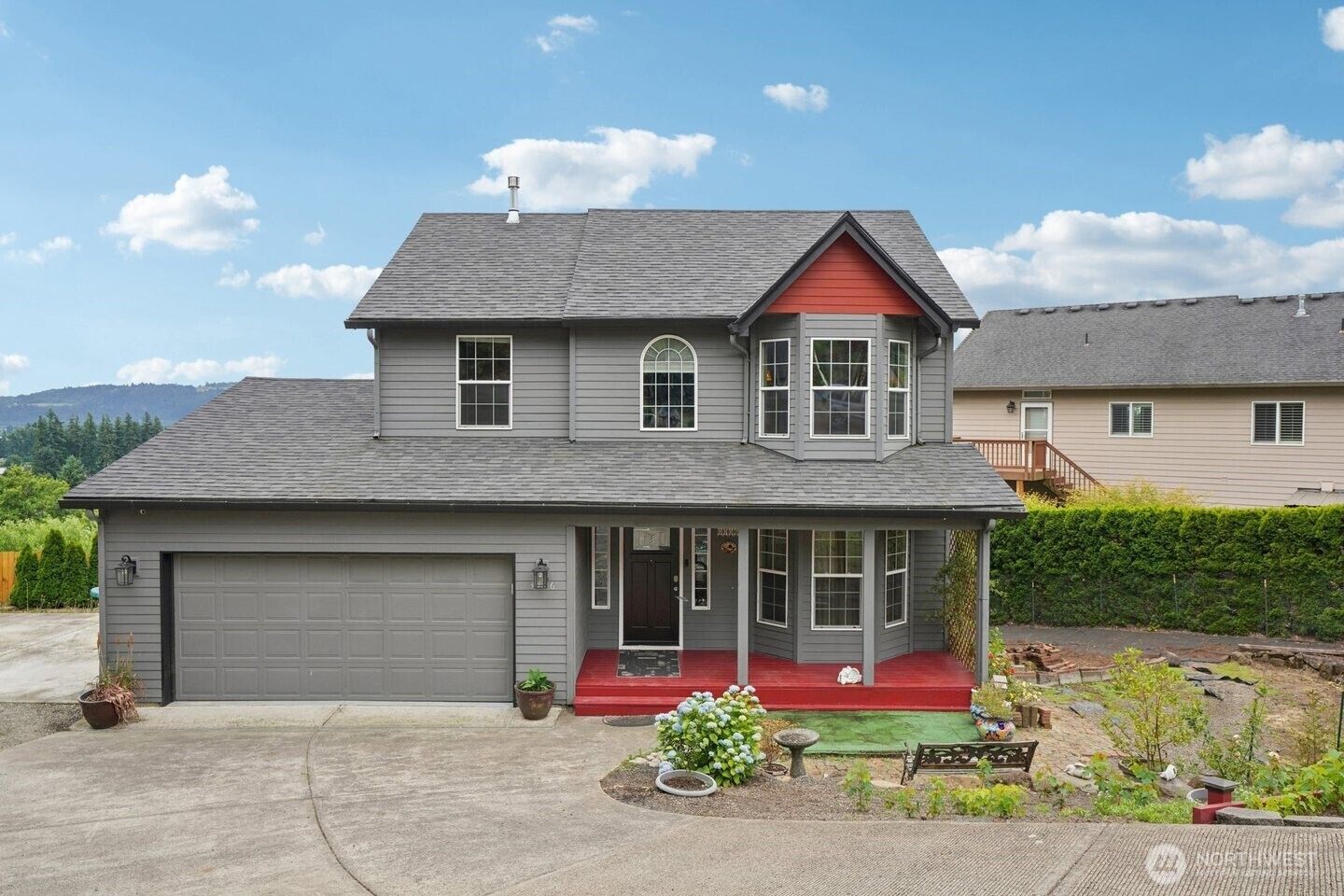 Property Photo:  3716  W Street  WA 98671