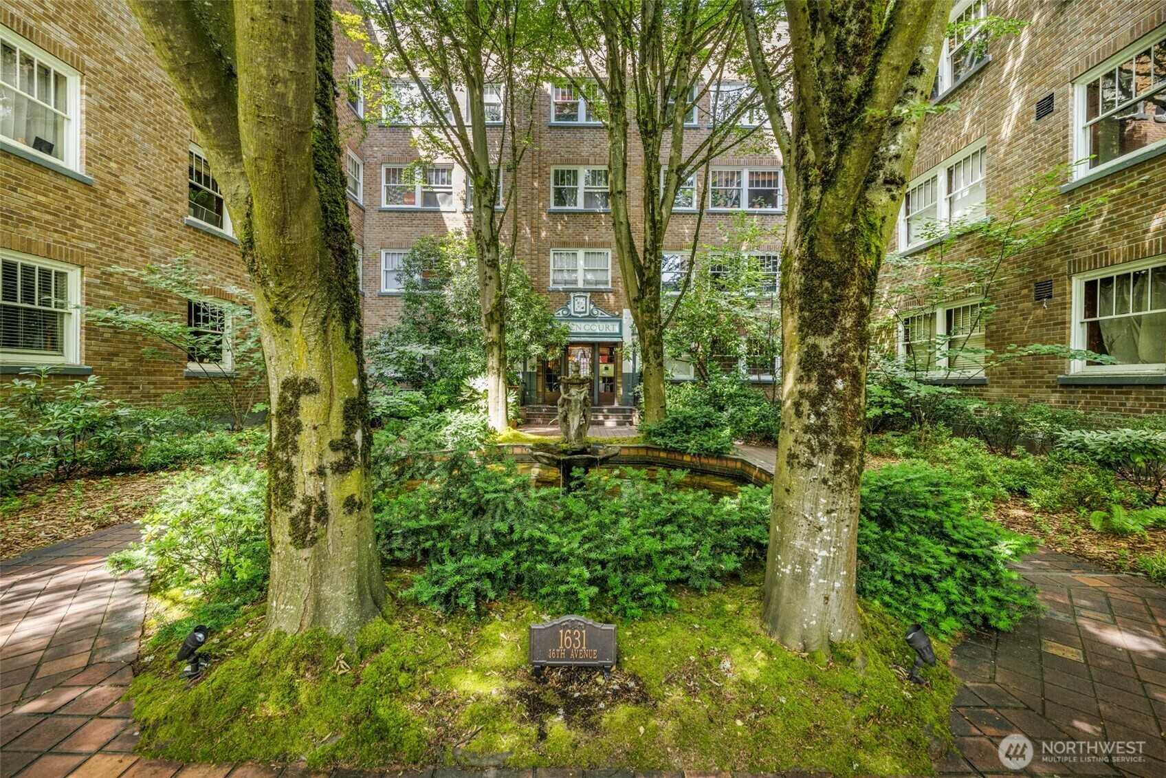Property Photo: 1631 16th Avenue 114 WA 98122