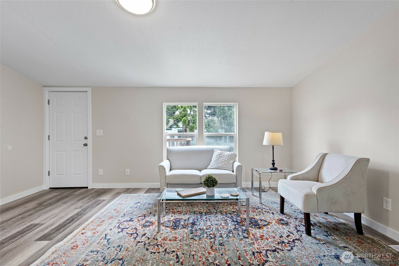 Property Photo: 1320 N Oak Harbor Street 1 WA 98277