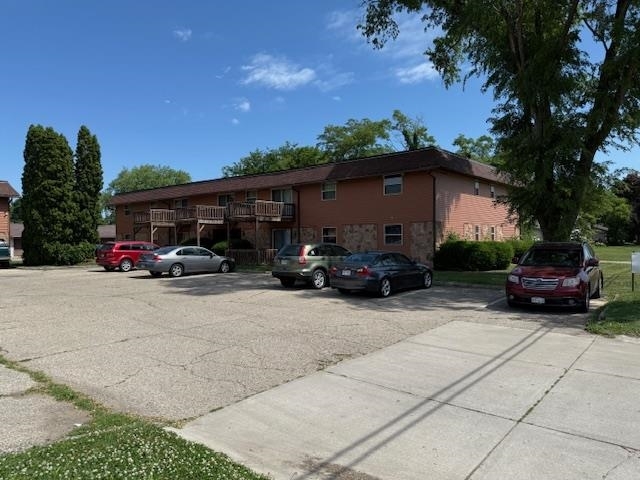Property Photo:  1912 Blackhawk Boulevard  IL 61080 