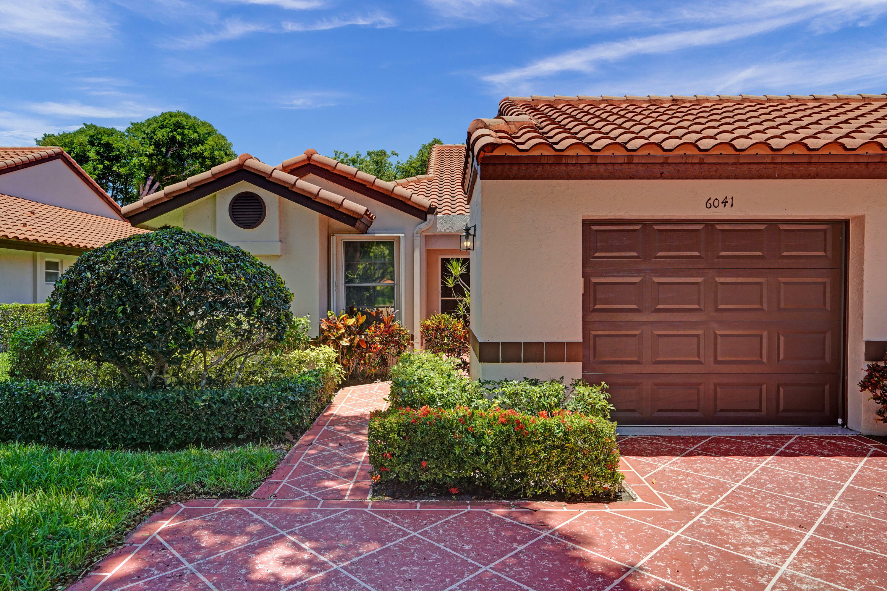 Property Photo: 6041 Sunny Manor Court FL 33484