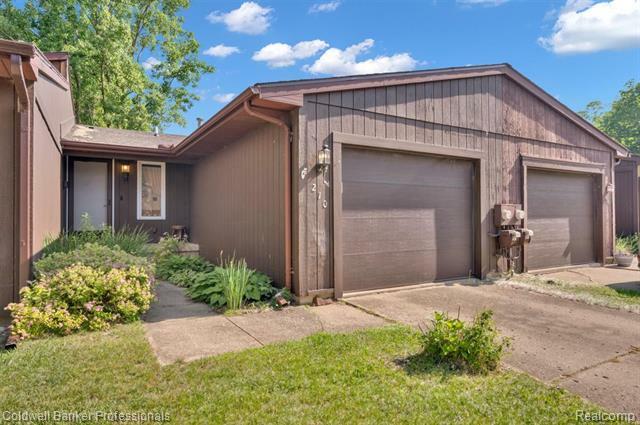 210 Mary Street  Flushing MI 48433 photo