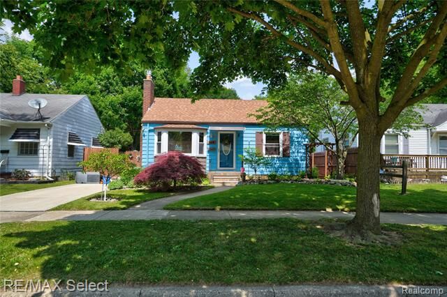 Property Photo:  3418 Gratiot Avenue  MI 48503 