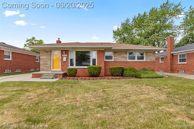 Property Photo: 8821 Marion Street MI 48239