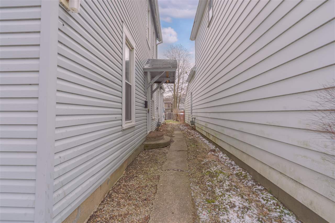 Property Photo: 317 N 16th Street IN 47374