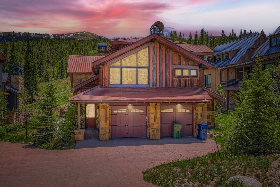 Property Photo: 560 Beeler Place CO 80443
