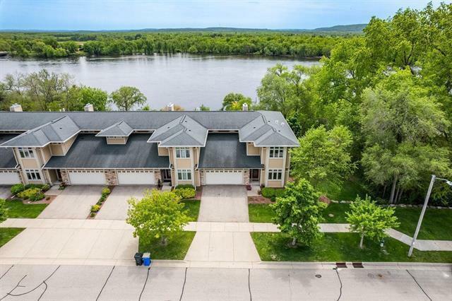 Property Photo: 1100 West Pleasant Street 1 WI 53901