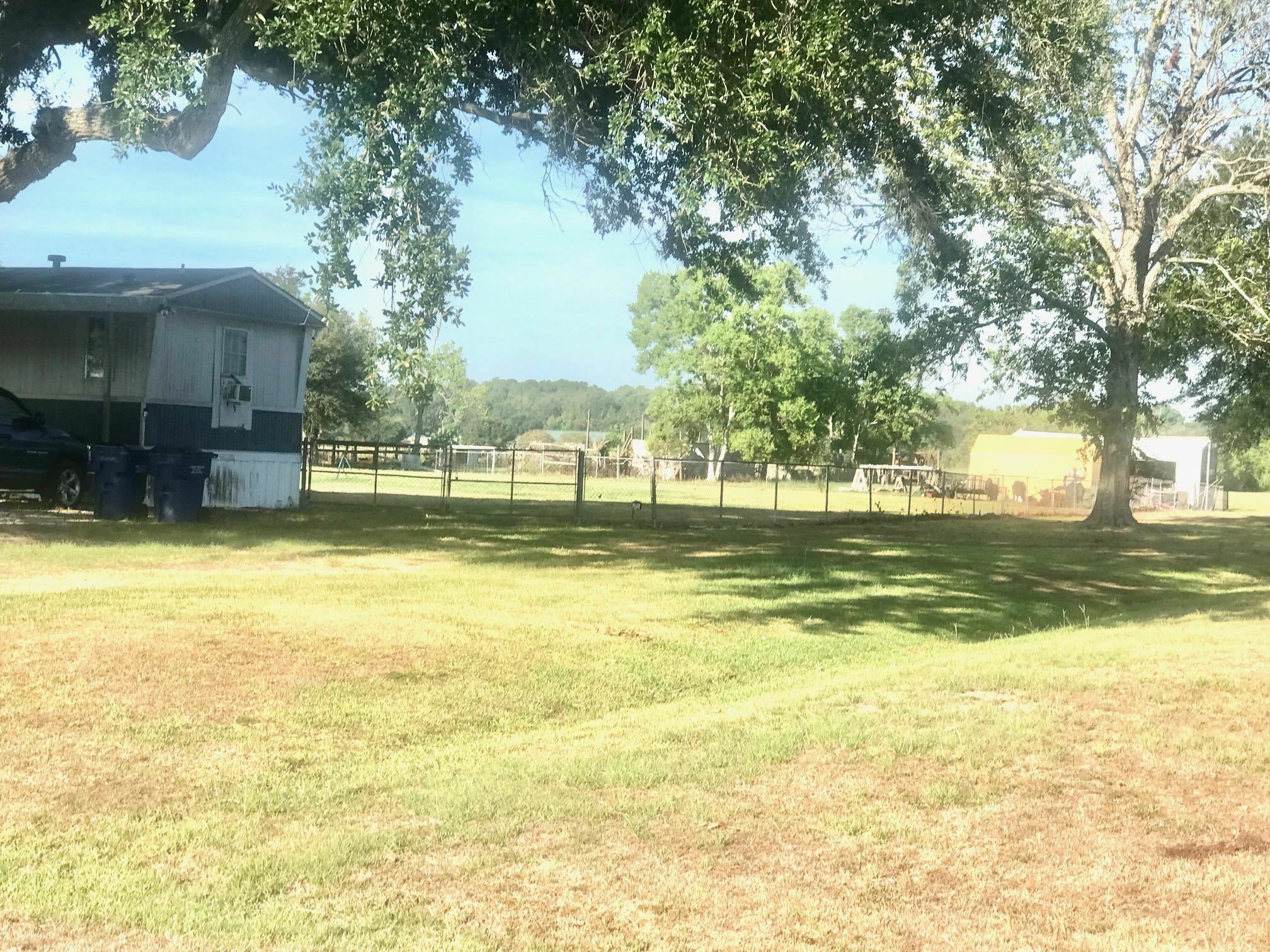 Property Photo: 1700 Blanch Rd TX 77613