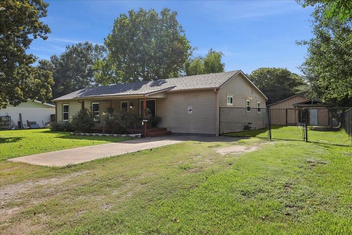 Property Photo: 3610 Ave. G TX 77627