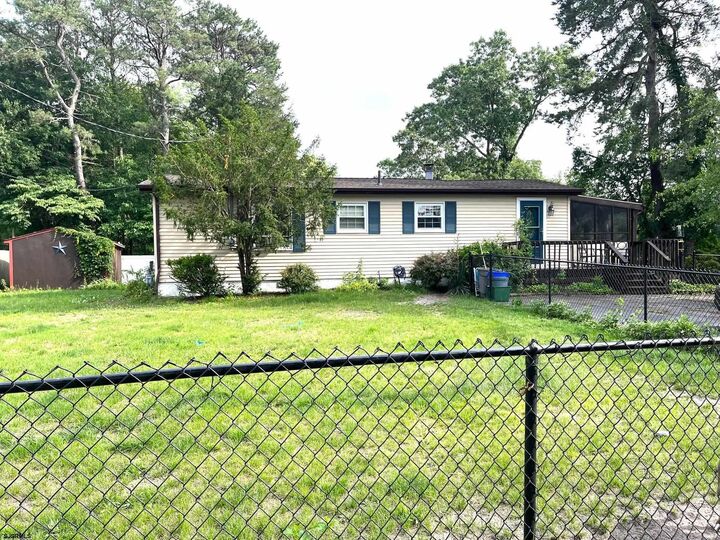 Property Photo: 5924 Cedarcroft Dr NJ 08330