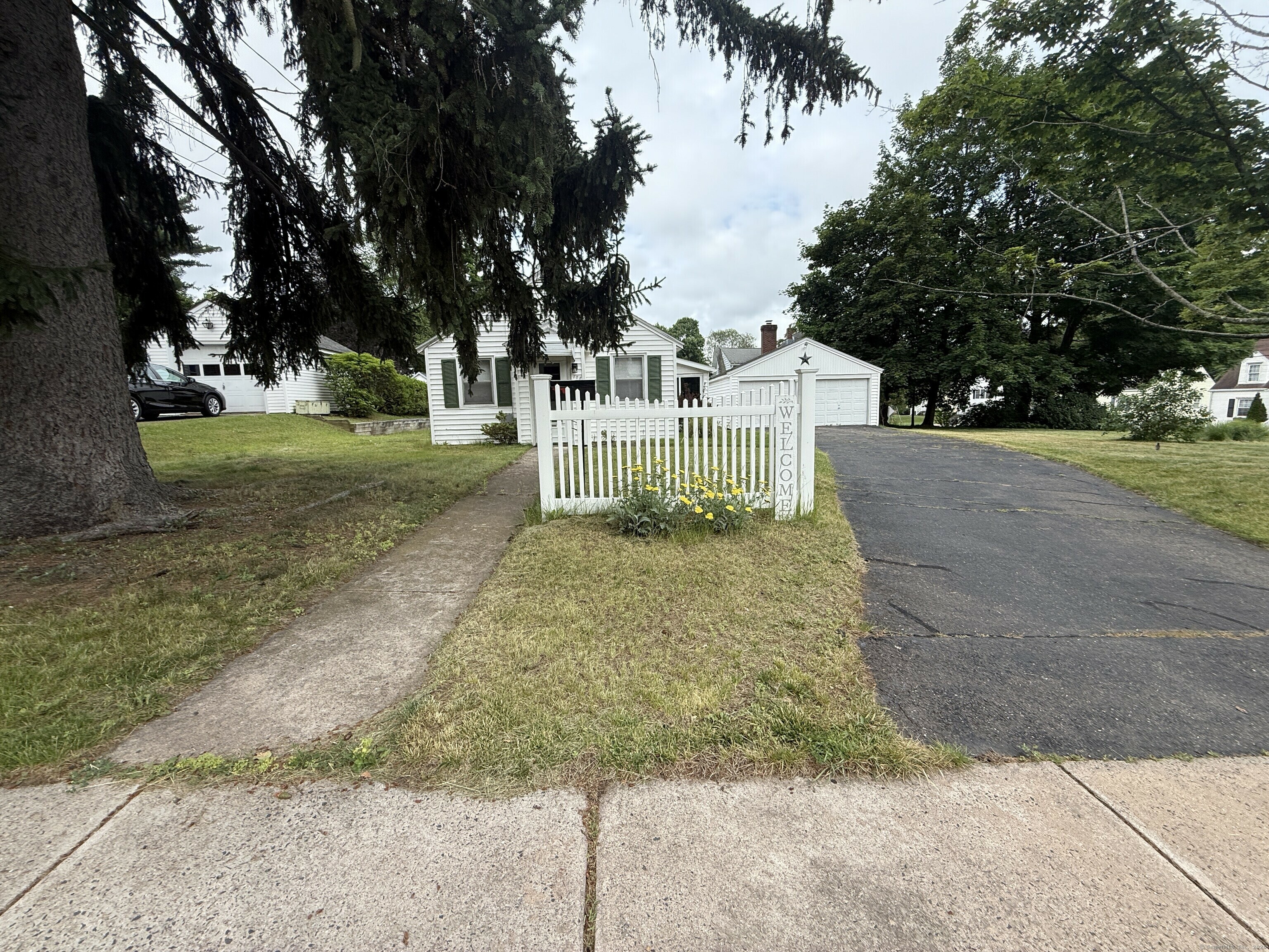 Property Photo: 103 Starkweather Street CT 06042