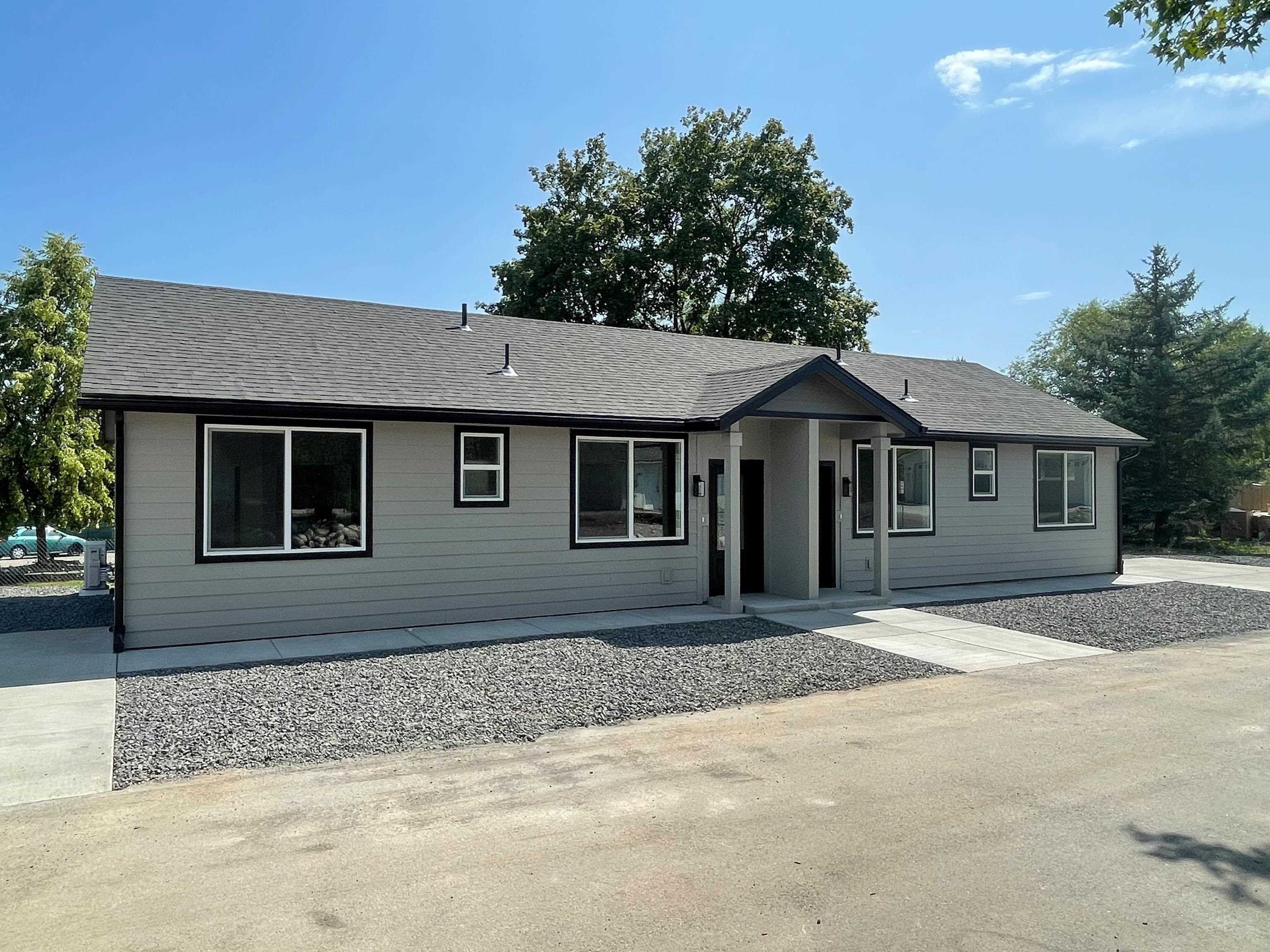Property Photo: 4215 N Locust Rd. Rd WA 99206