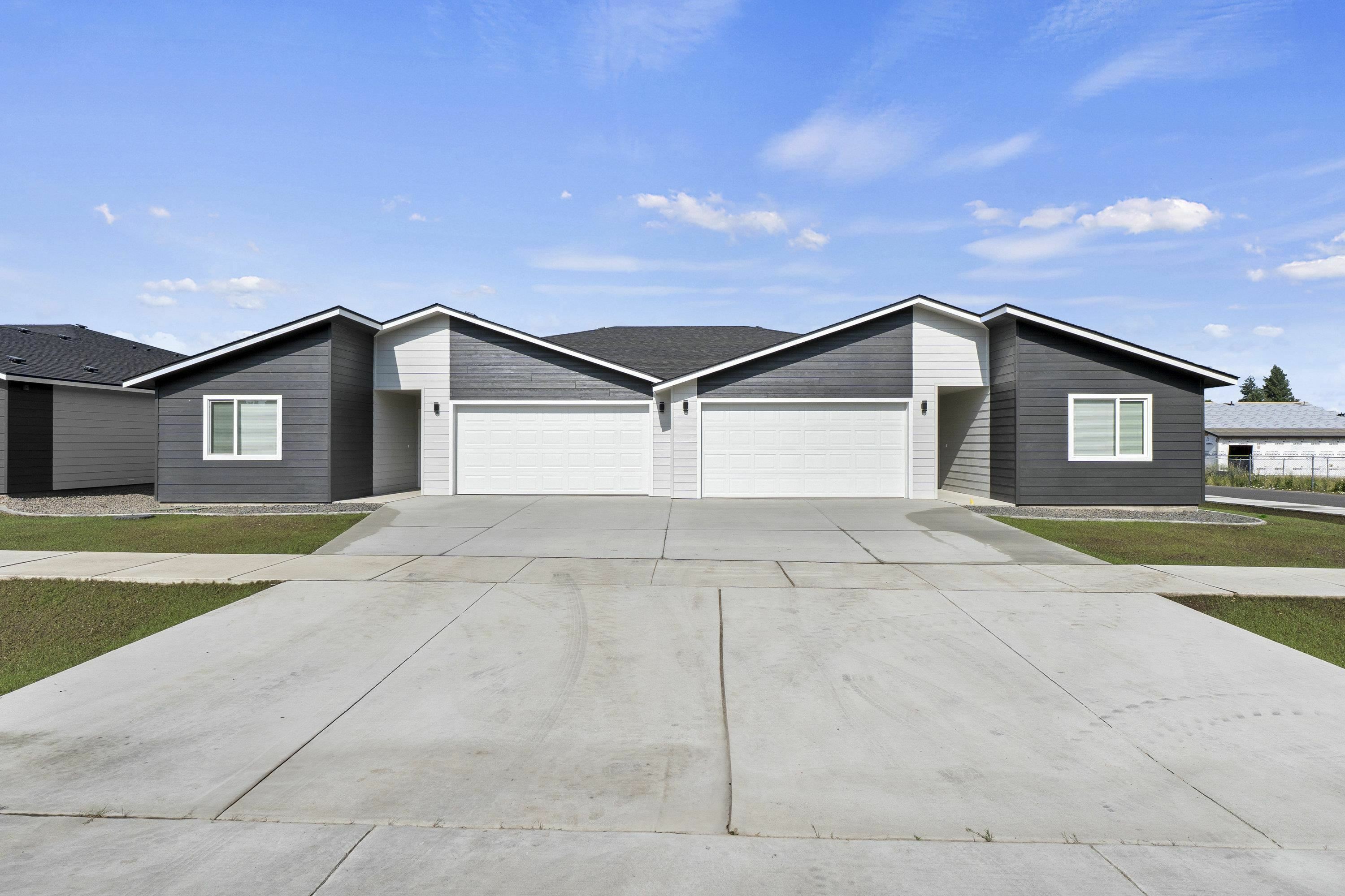 Property Photo: 1623 N Selkirk Rd WA 99016