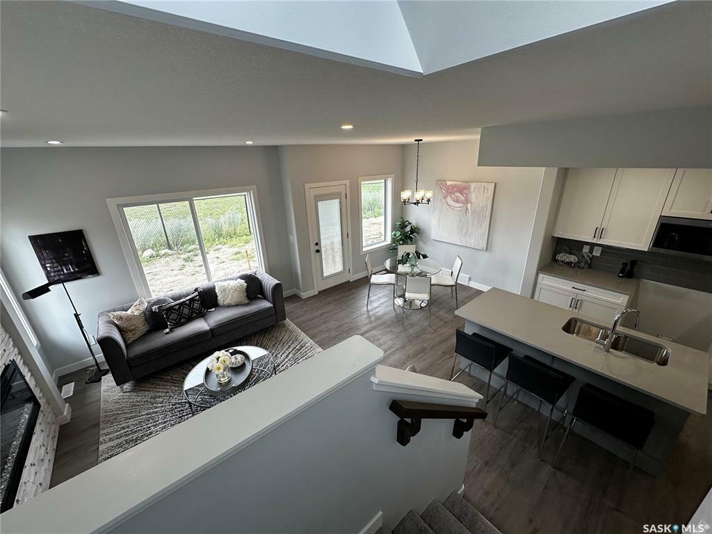 Property Photo: 526 Myles Heidt Manor SK S7W 0Z4