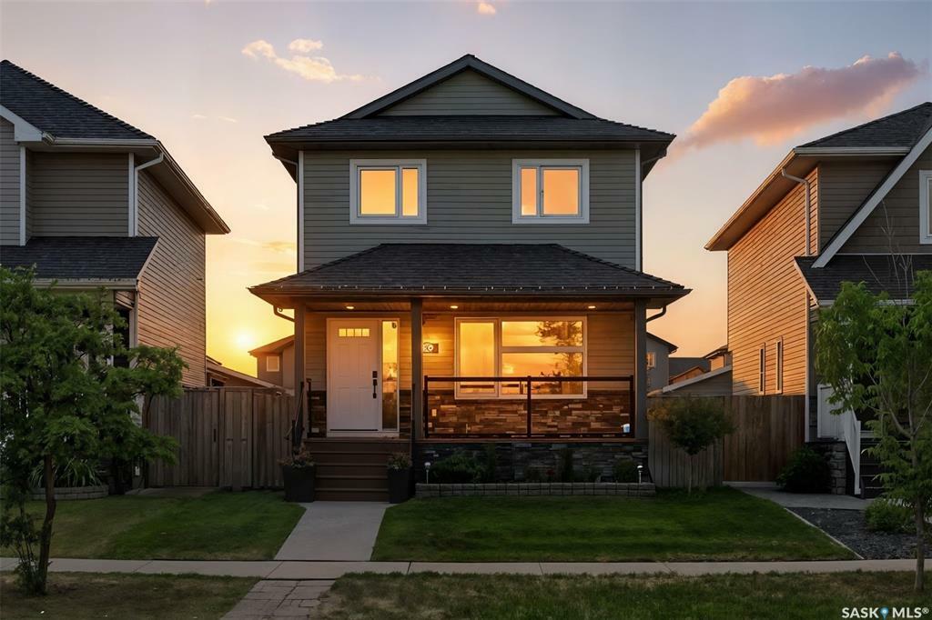 Property Photo: 510 Stonebridge Common SK S7T 0N8