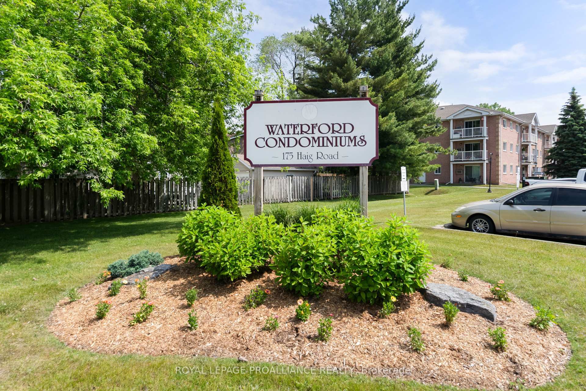 Photo de la propriété:  175 Haig Road 115  ON K8N 5R7 