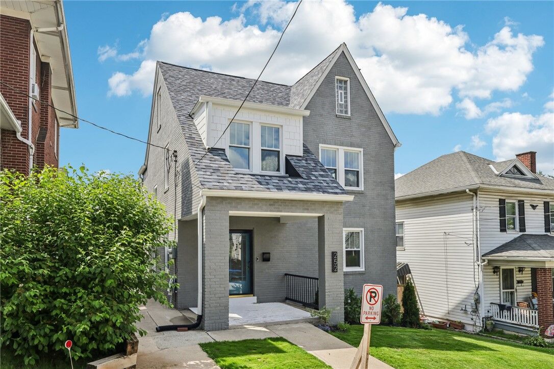 Property Photo: 252 Hudson Ave PA 15601