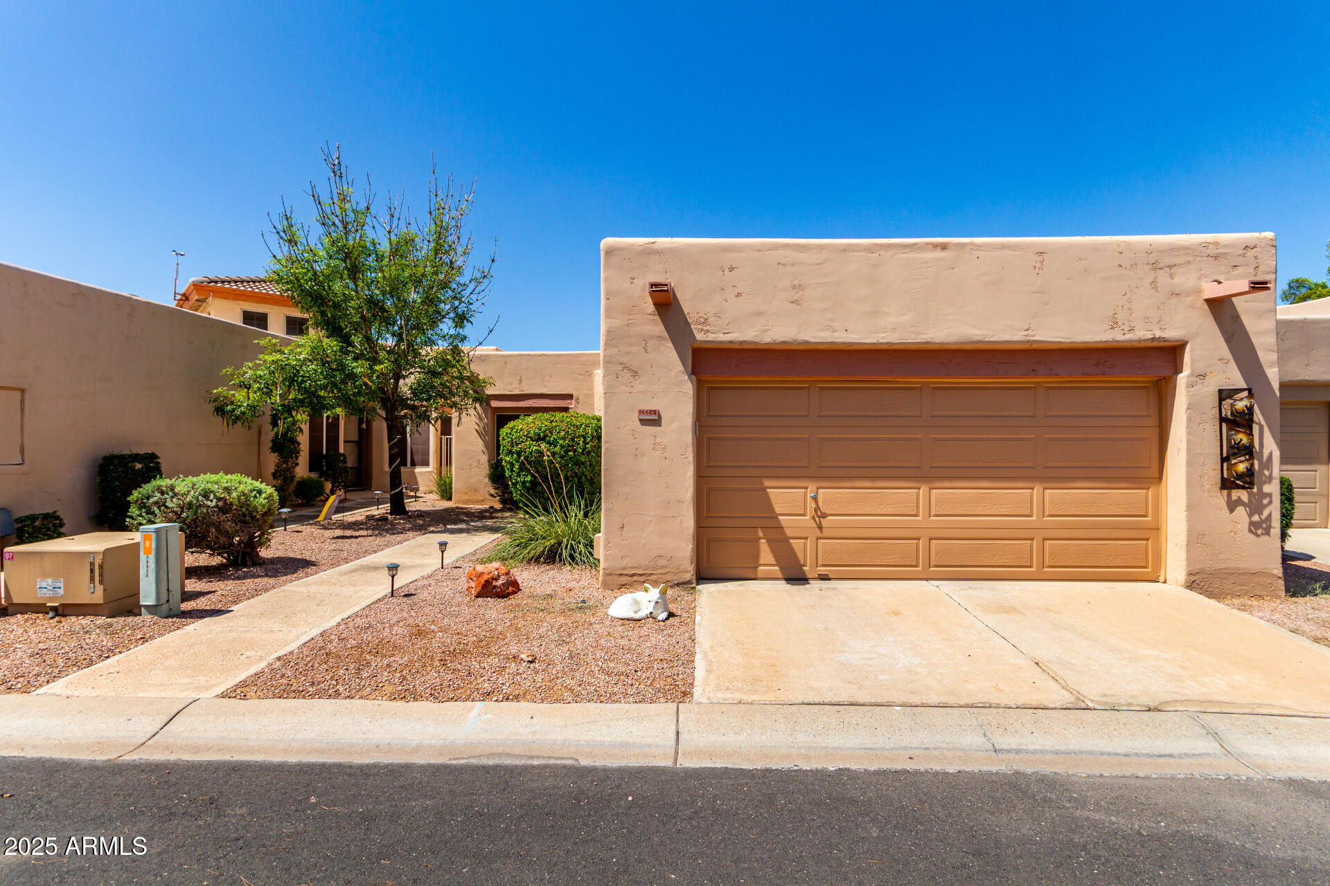 Property Photo: 14428 W Moccasin Trail AZ 85374