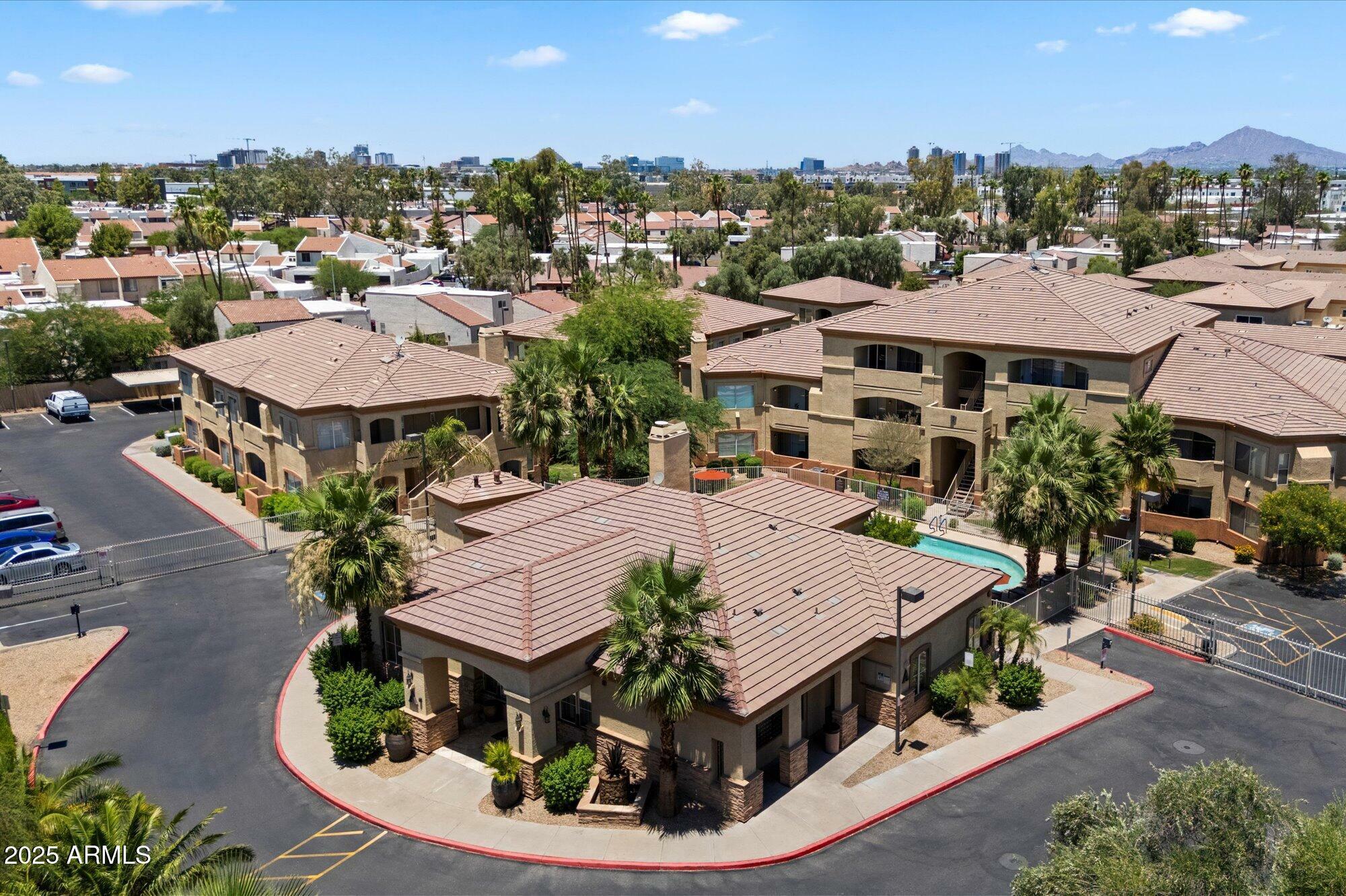 Property Photo:  2134 E Broadway Road 2031  AZ 85282 