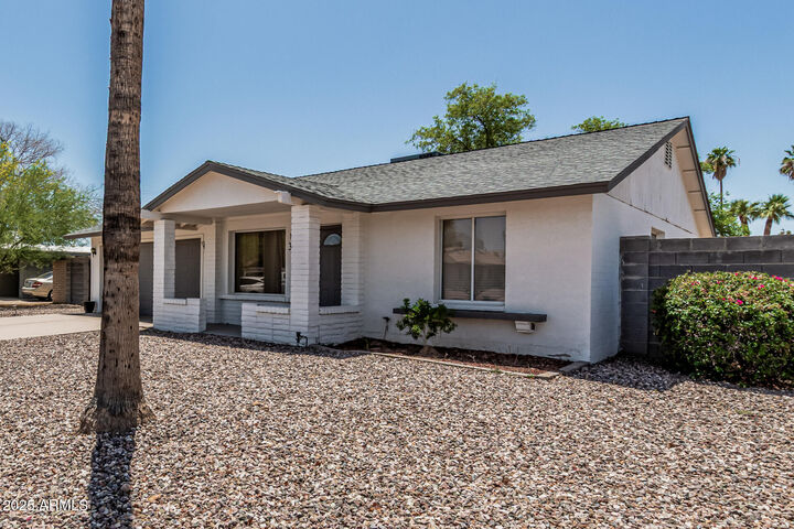 Property Photo: 343 W Santa Cruz Drive AZ 85282