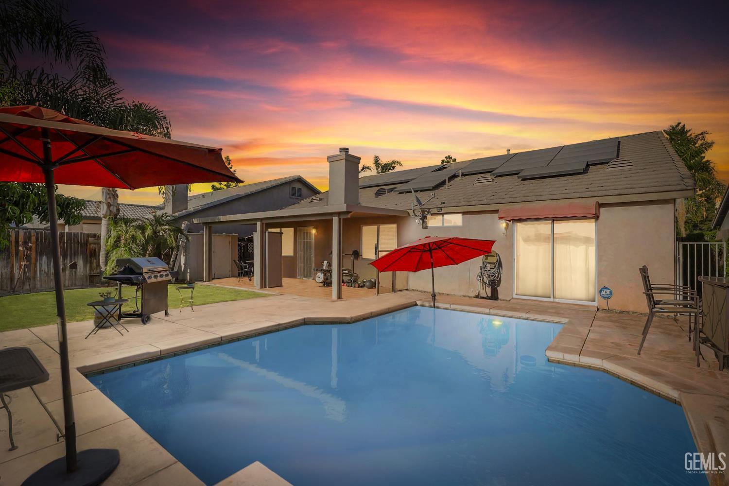 Property Photo: 4525 Bluestone Drive CA 93311