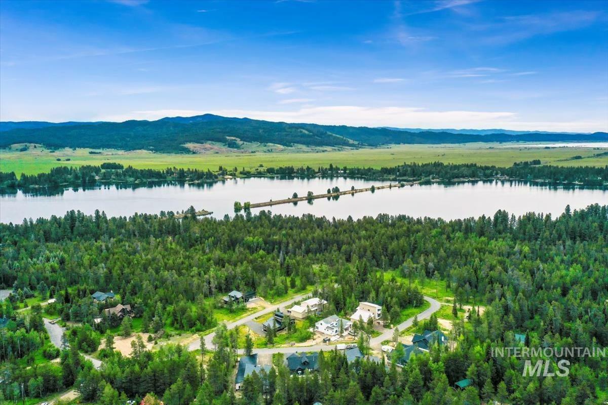 Property Photo:  152 Jacks Loop  ID 83615 