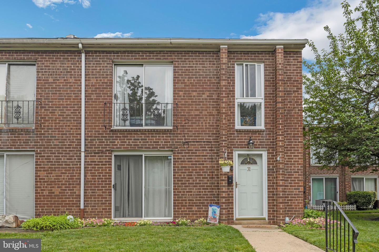 Property Photo: 9001 Ridge Avenue 31 PA 19128