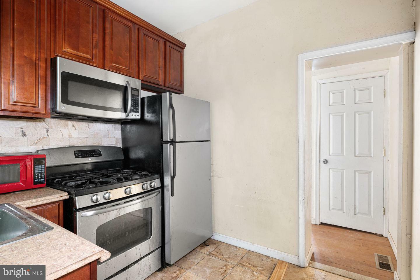 Property Photo: 1227 N Lecount Street PA 19121
