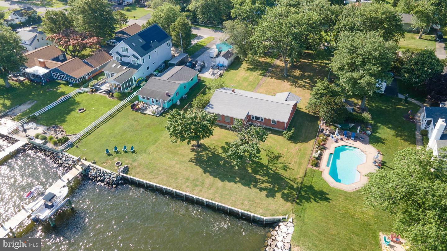 Property Photo: 1000 Chester River Drive MD 21638