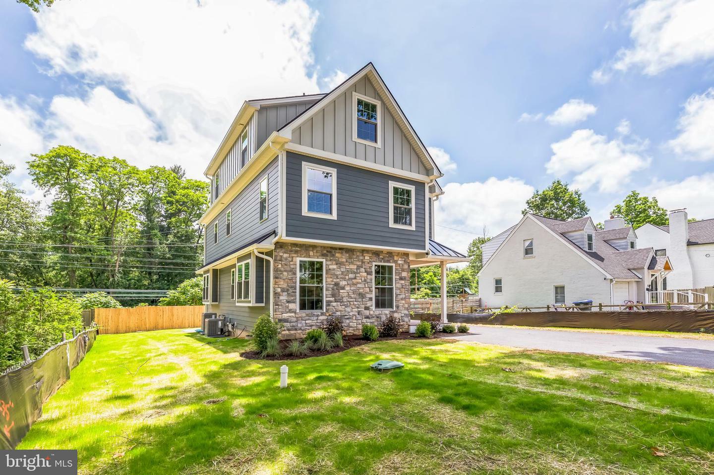 Property Photo: 45 Orchard Lane PA 19312