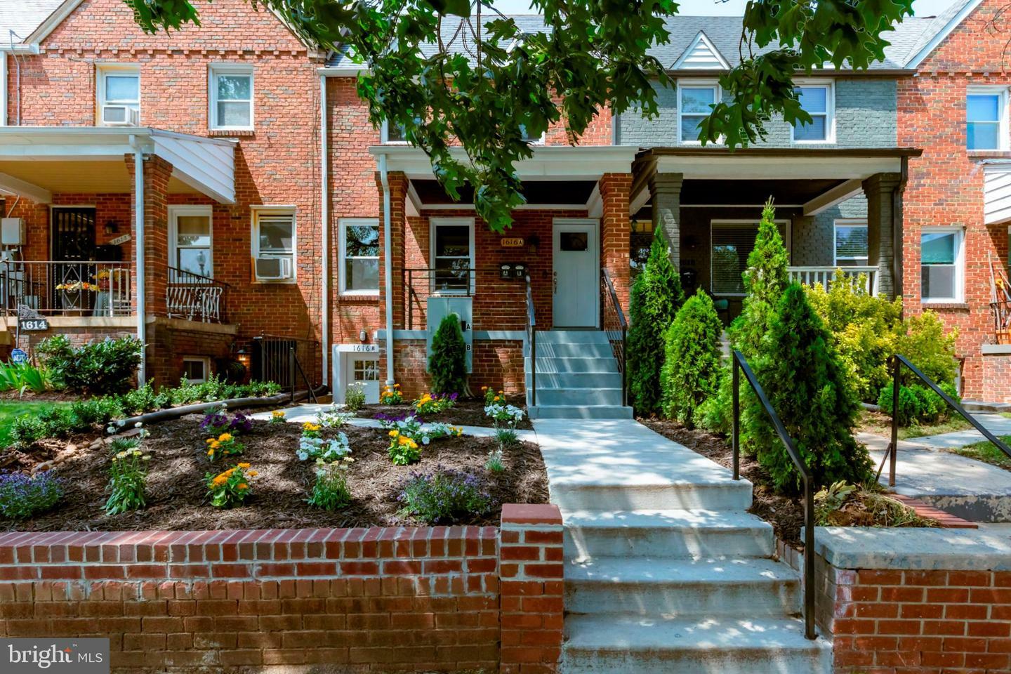 Property Photo: 1616 C Street NE DC 20002