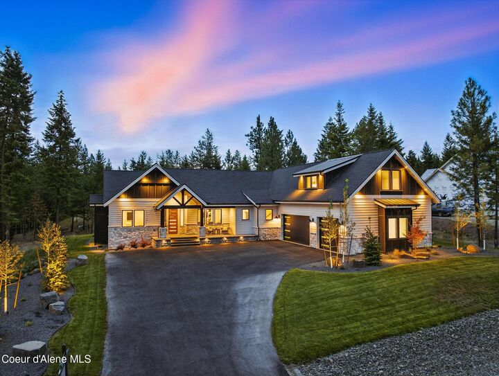 Property Photo:  3861 E Winray Drive  ID 83835 