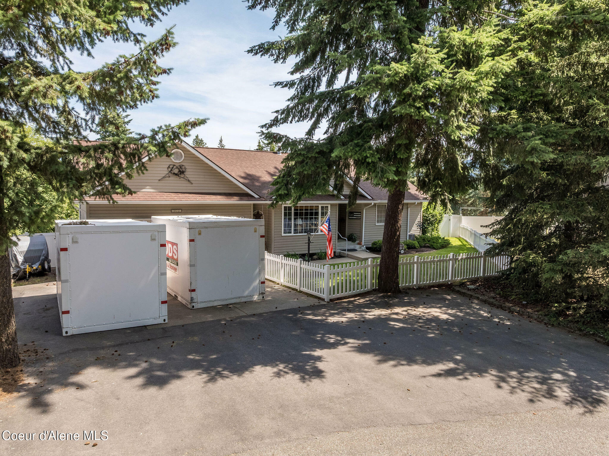 Property Photo:  8846 N Clarkview Place  ID 83835 