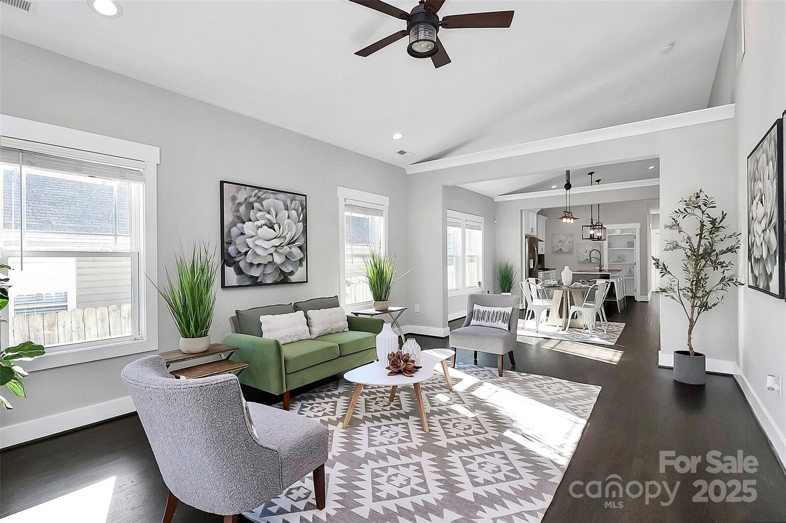 Property Photo:  323 Keswick Avenue  NC 28206 