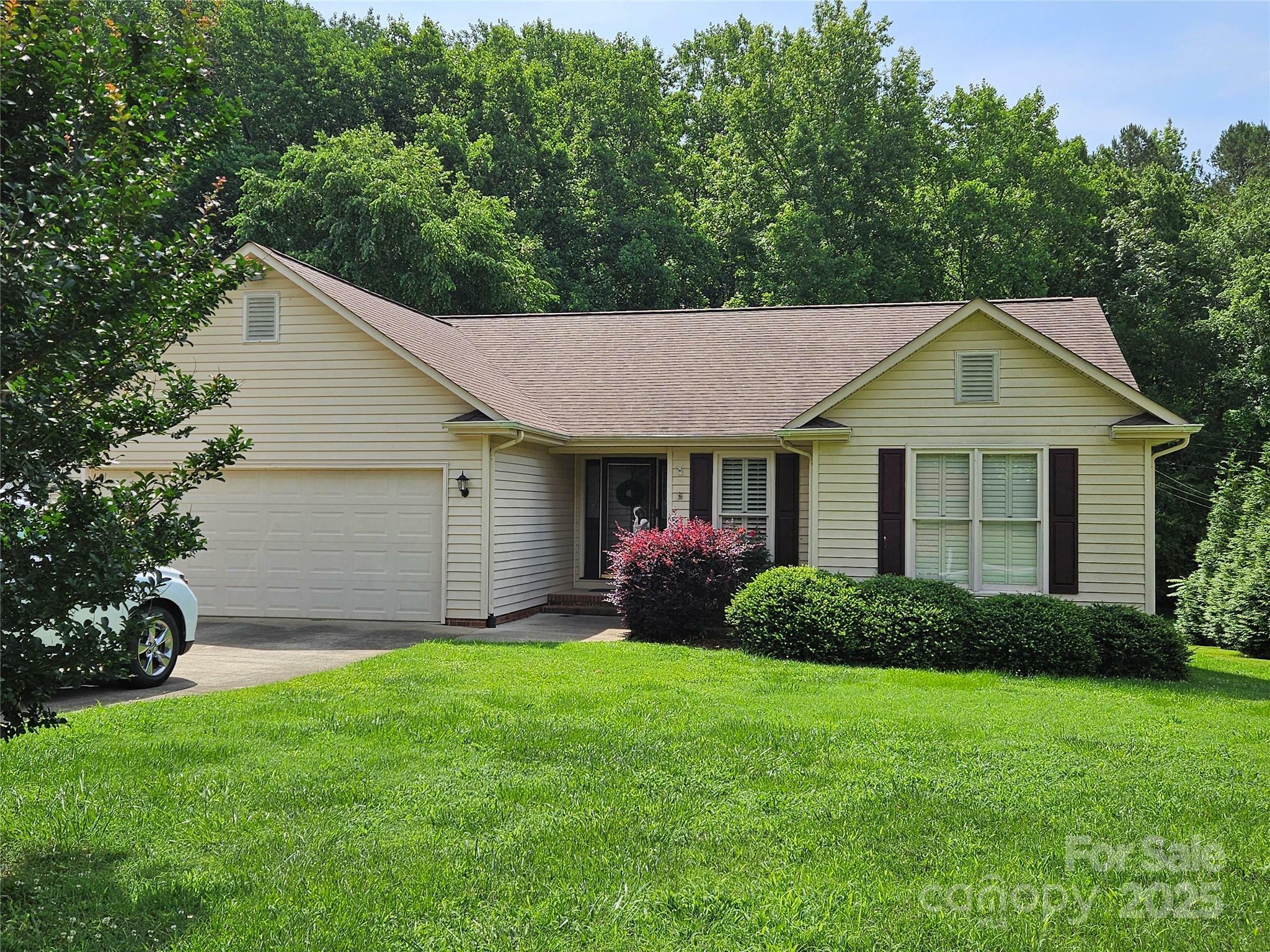 217 Rock Creek Drive  Lincolnton NC 28092 photo