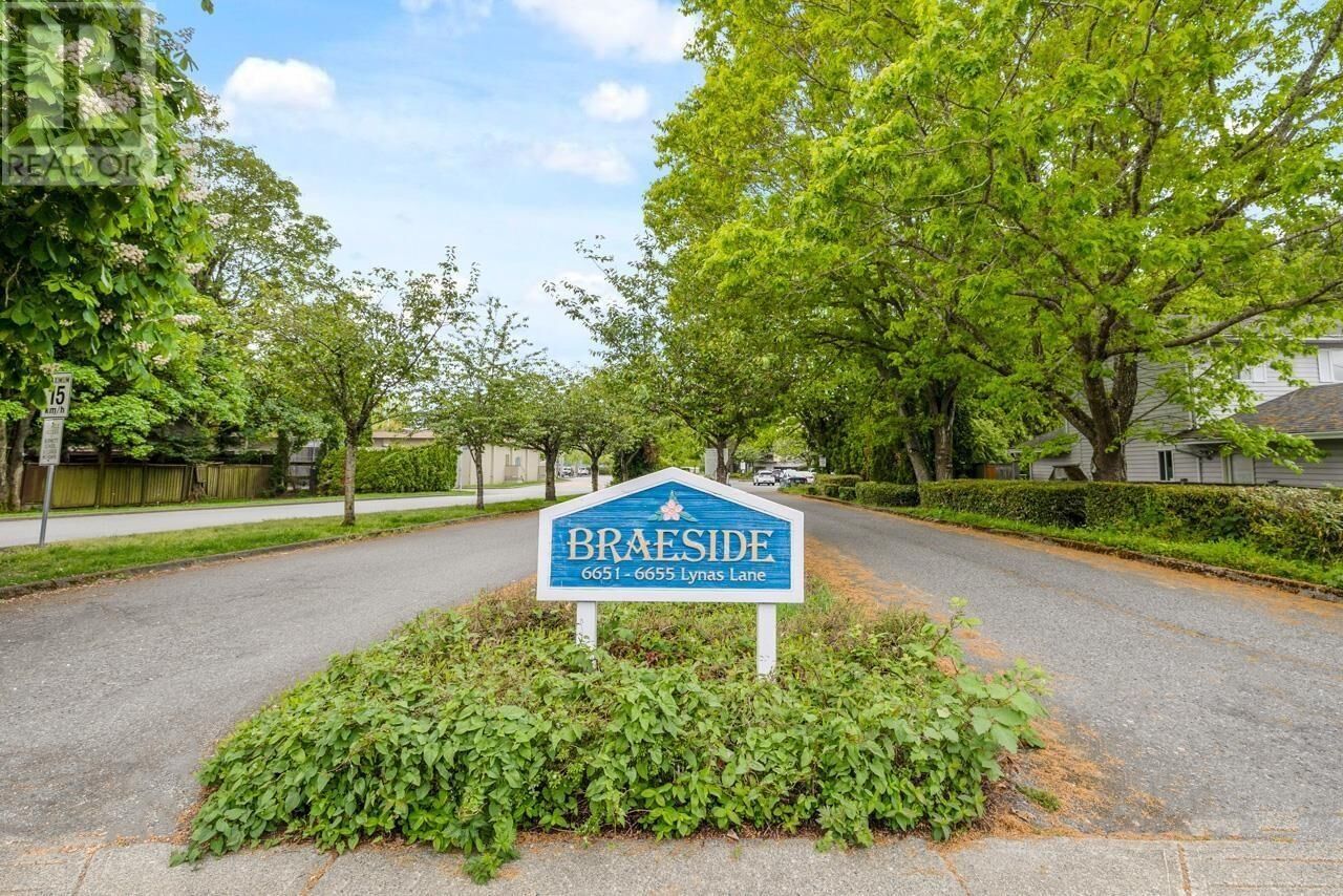 Photo de la propriété: 6651 Lynas Lane 204 BC V7C 3K8