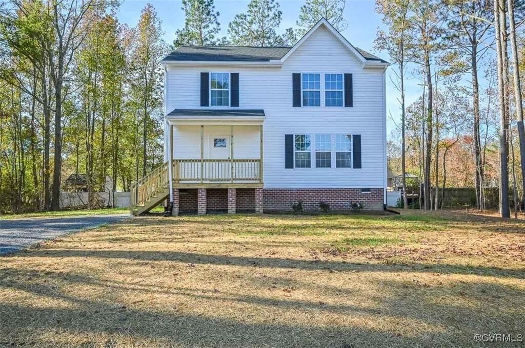 Property Photo: 418 Woodlyn Drive VA 22546