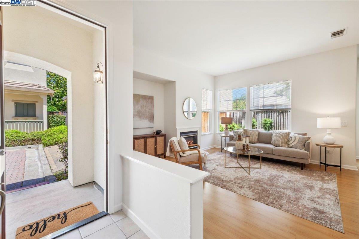Property Photo: 5129 Rappolla Ct CA 94588