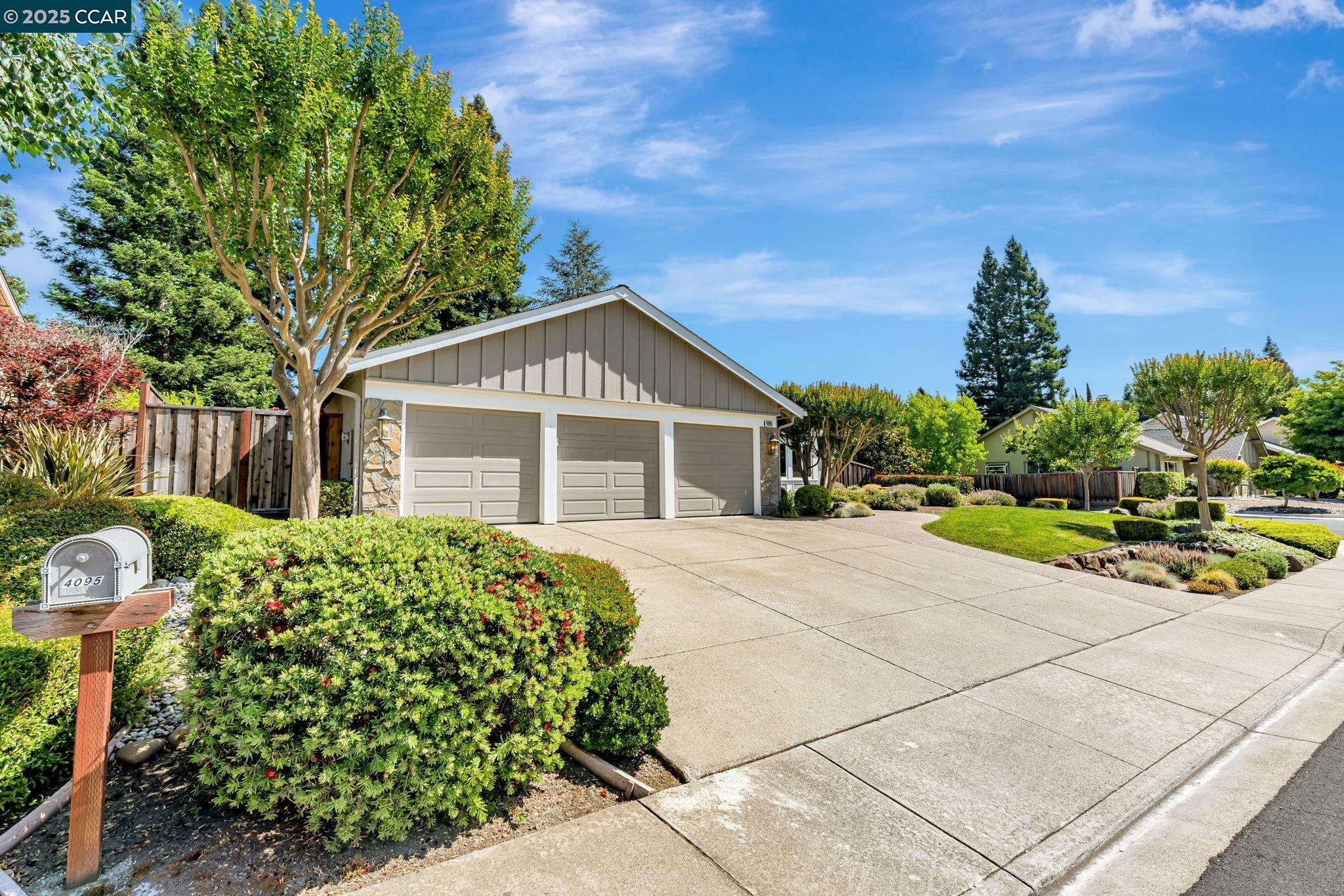 Property Photo: 4095 Dunbarton Cir CA 94583
