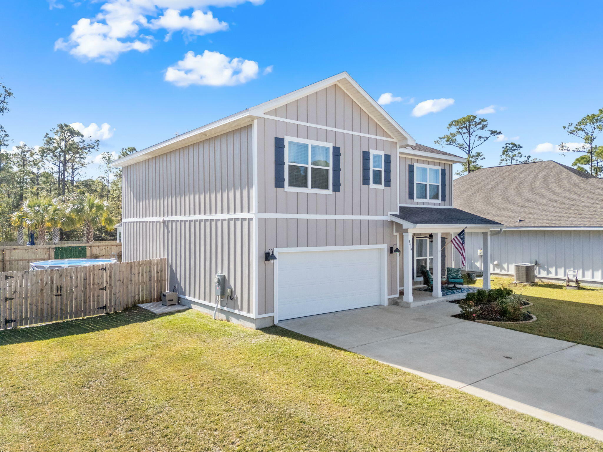 Property Photo: 4499 Water Leaf Cove FL 32563