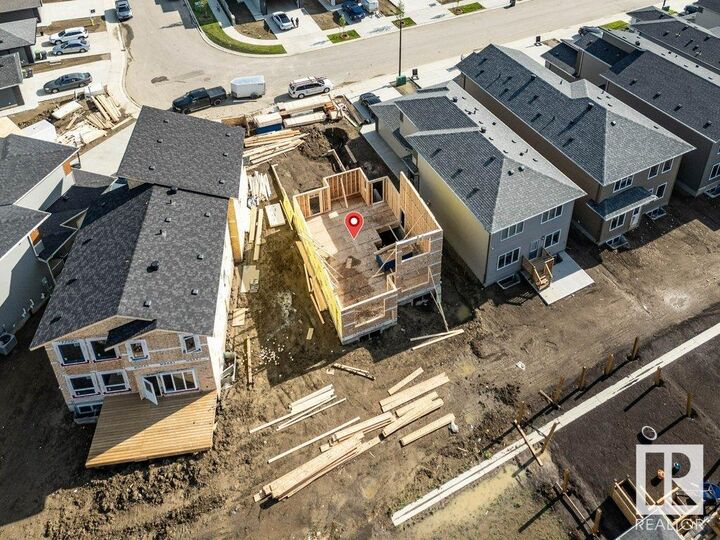 3906 41 Avenue  Beaumont AB T4X 3B5 photo