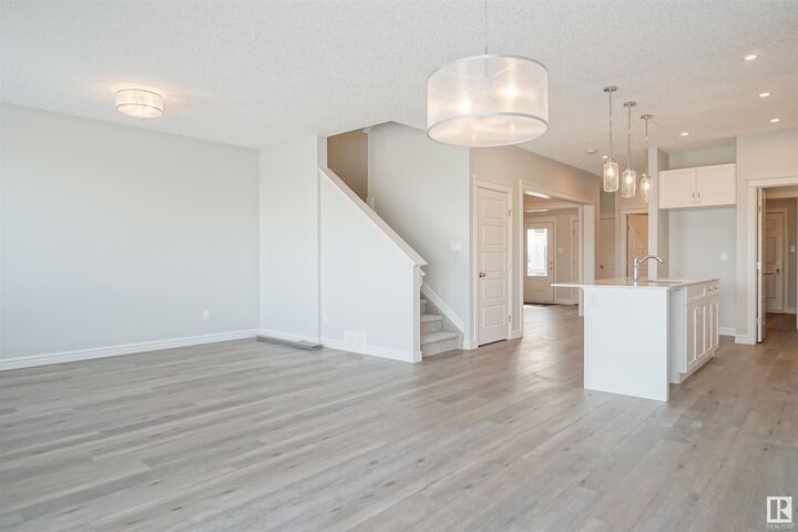 Property Photo:  17639 46 Street NW  AB T5Y 4B7 