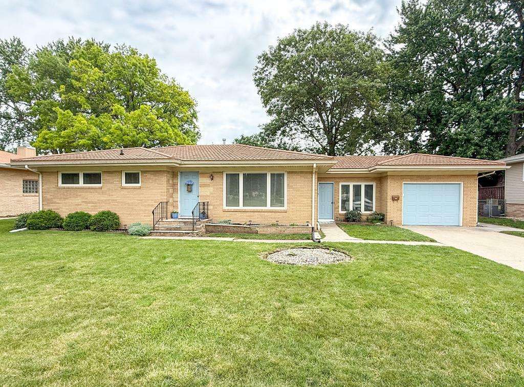 1433 Williams Dr  Fort Dodge IA 50501 photo