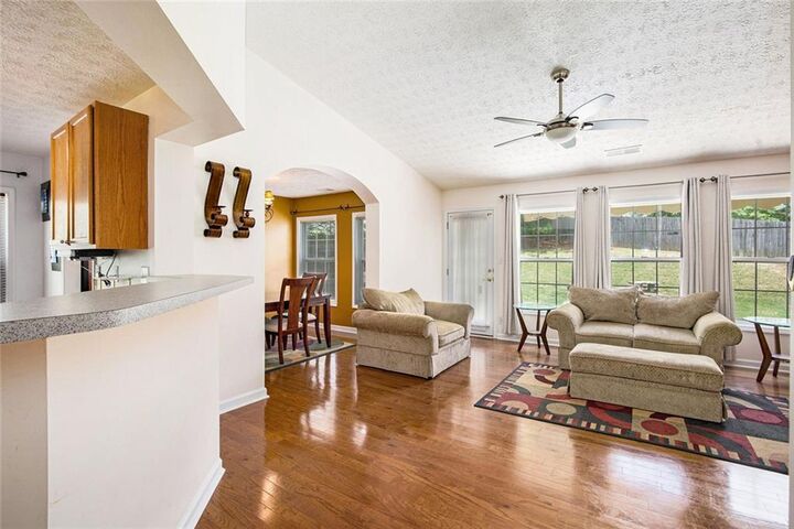 Property Photo:  7057 Silver Bend Ovrlk  GA 30168 