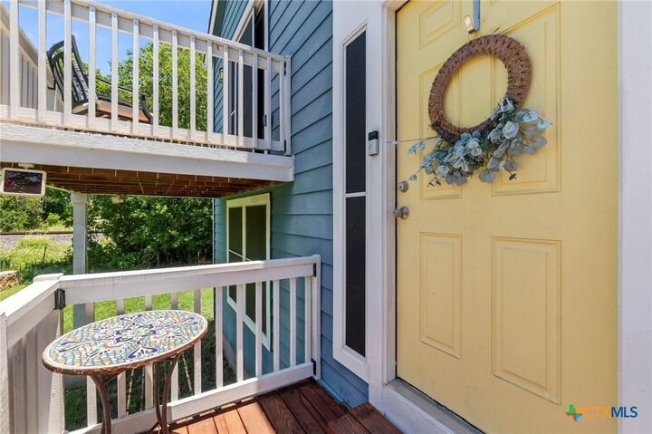 Property Photo: 340 Trestle Tree TX 78666